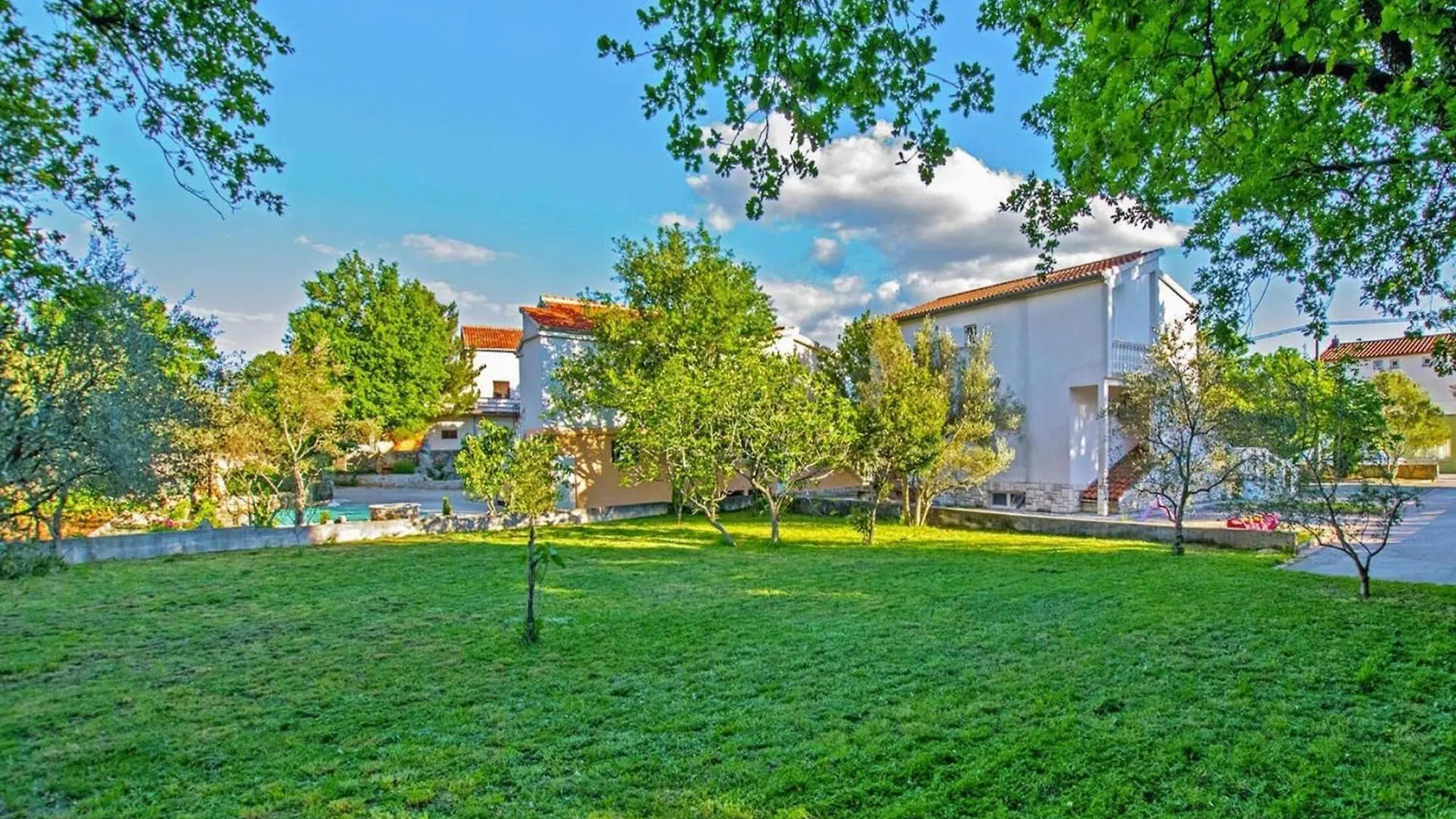 Apartment In Seline Near The Sea With Seaview Starigrad Paklenica