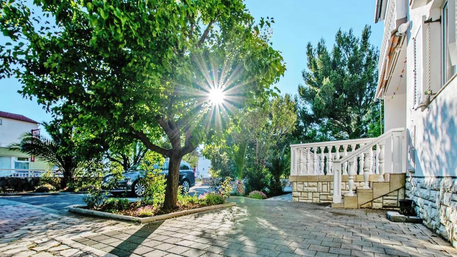 Apartment In Seline Near The Sea With Seaview Starigrad Paklenica