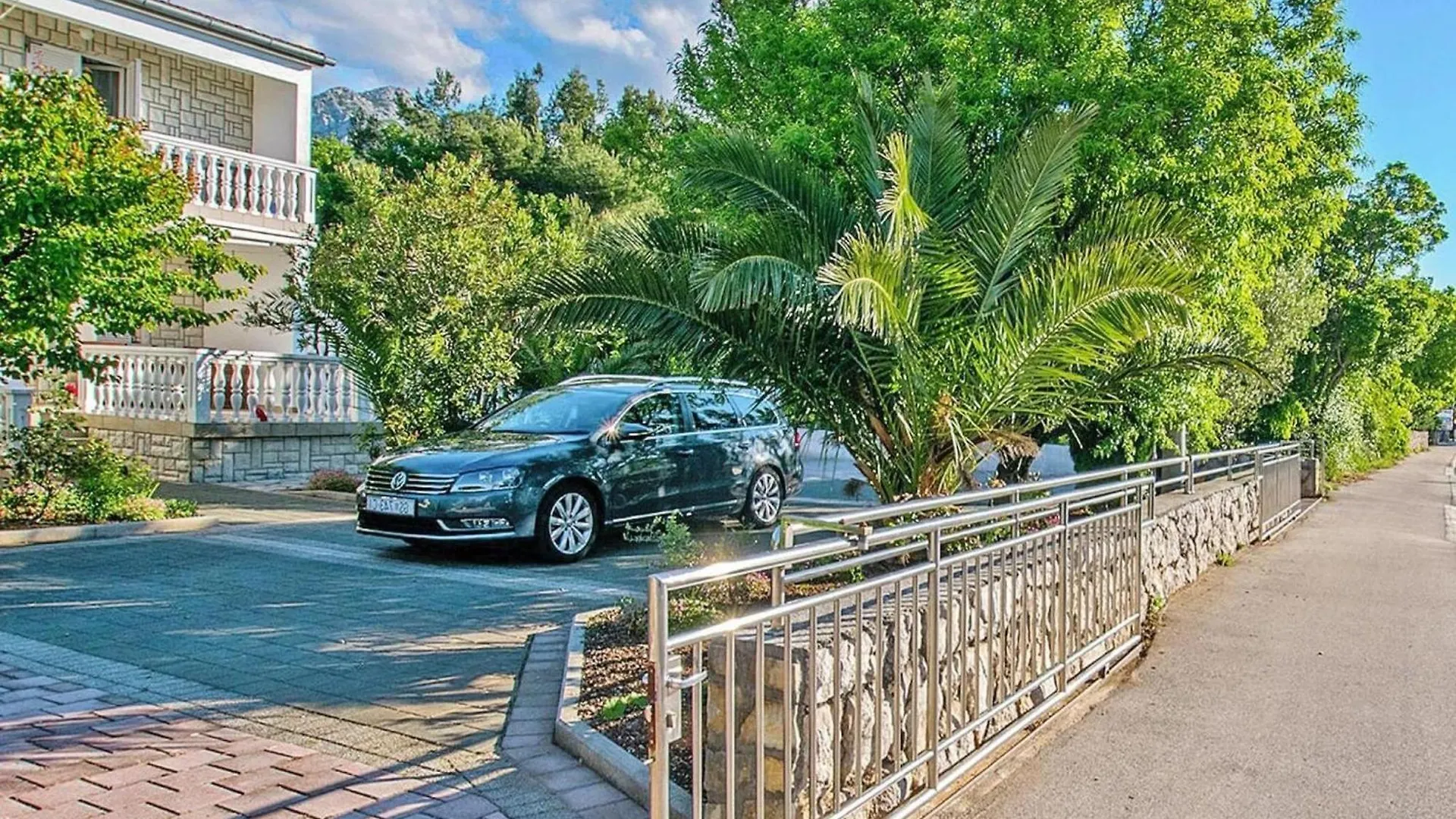 Apartment In Seline Near The Sea With Seaview Starigrad Paklenica